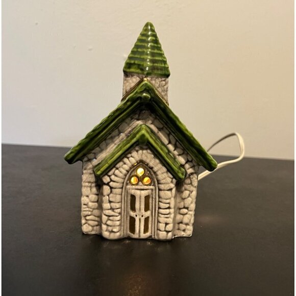 Vintage Ceramic Light Up Church Chapel Hand Painted Stained Glass 6.5" Tall - Picture 3 of 16